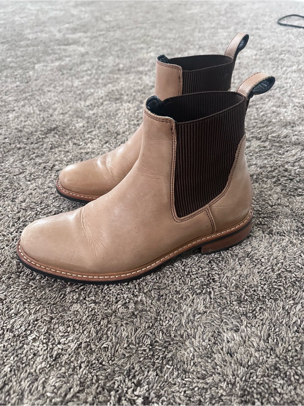 Nisolo Carmen Chelsea Boot - Picture 2 of 7